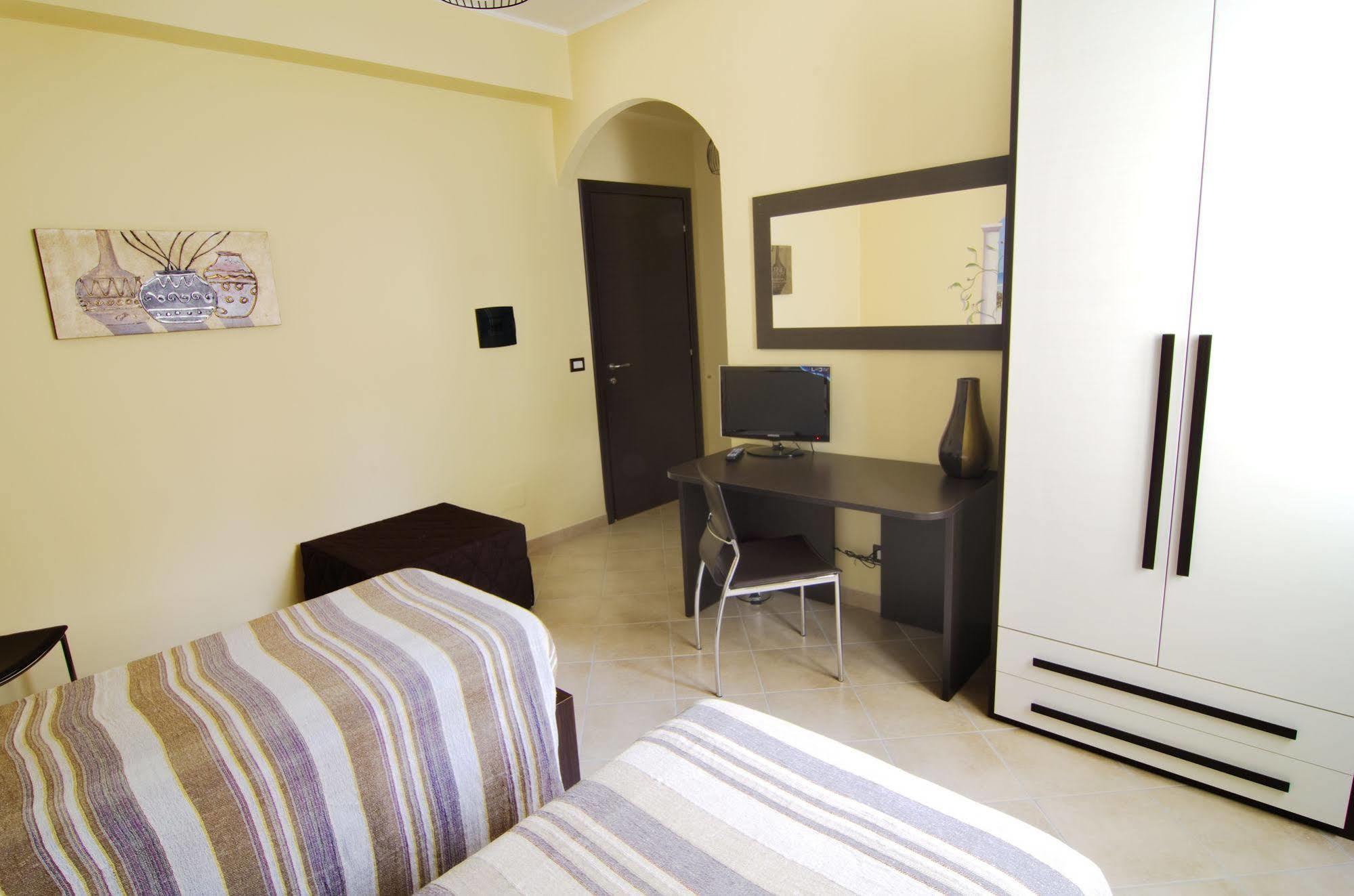 La Porta Accanto 3* Sassari