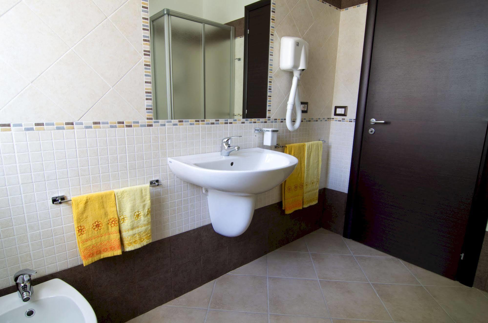 Bed & Breakfast La Porta Accanto Sassari